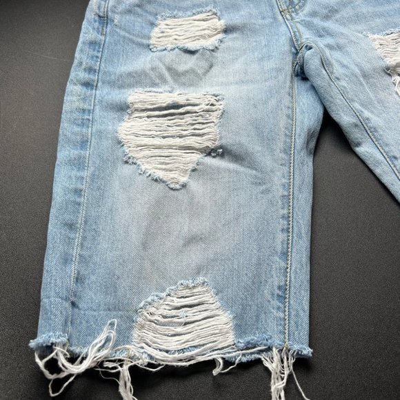 Lucky Brand Mid Rise Boyfriend Bermuda Distressed Raw Hem Denim Jean Short 00 24 - Picture 2 of 10